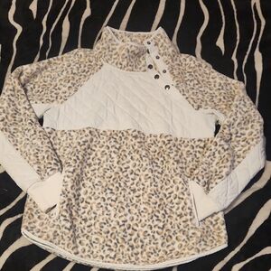 Abercrombie & Fitch Leopard Print Quilted Sweatshirt